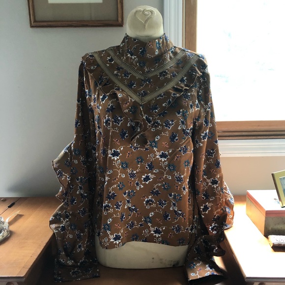 Nasty Gal Tops - Nasty Gal Brown Floral Satin Blouse